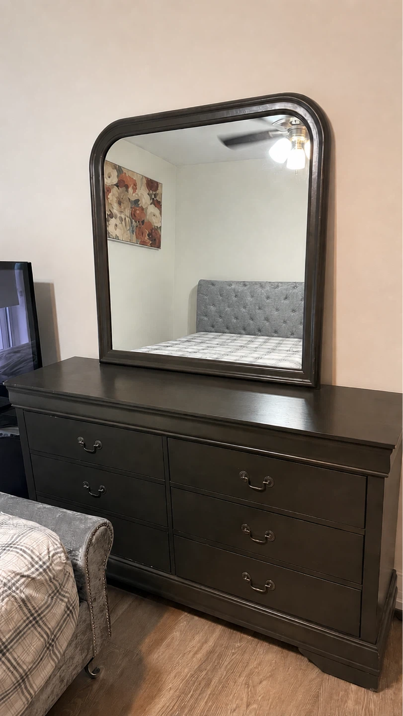 6-Drawer Dresser & Dark Grey 2-Drawer Nightstand with Mirror