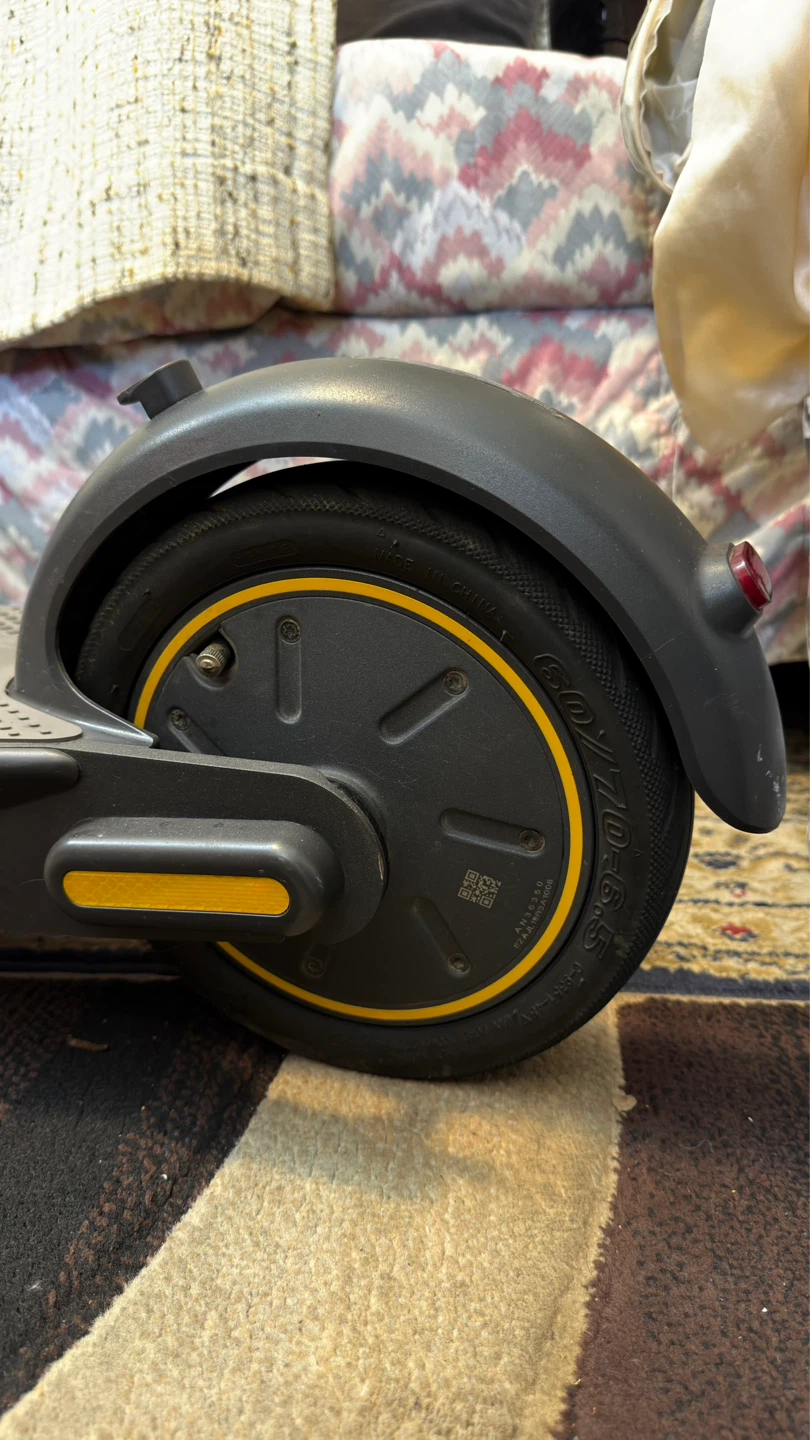 Segway Ninebot KickScooter MAX G30 - photo 4