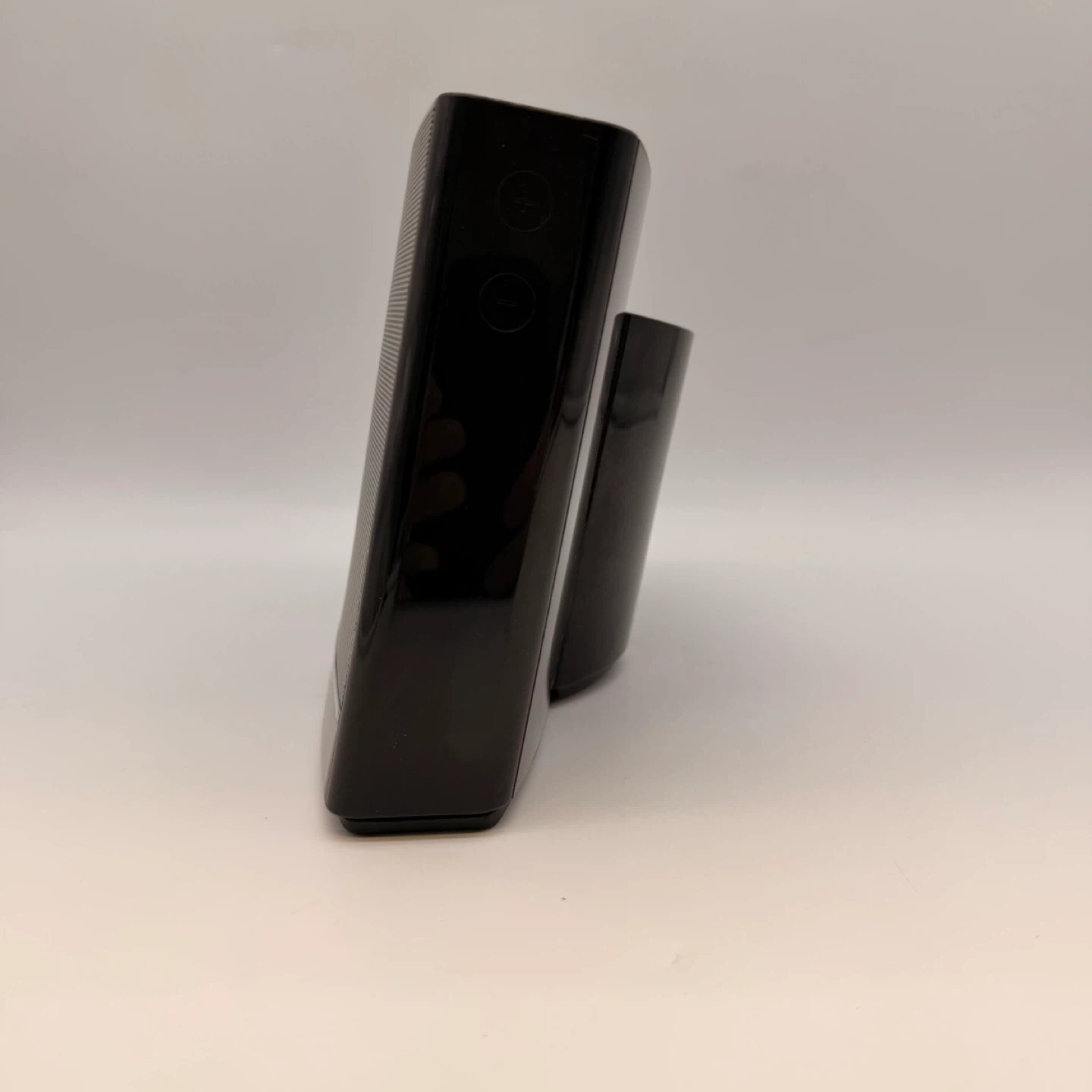 Bose SoundDock Portable Digital Music System - photo 3