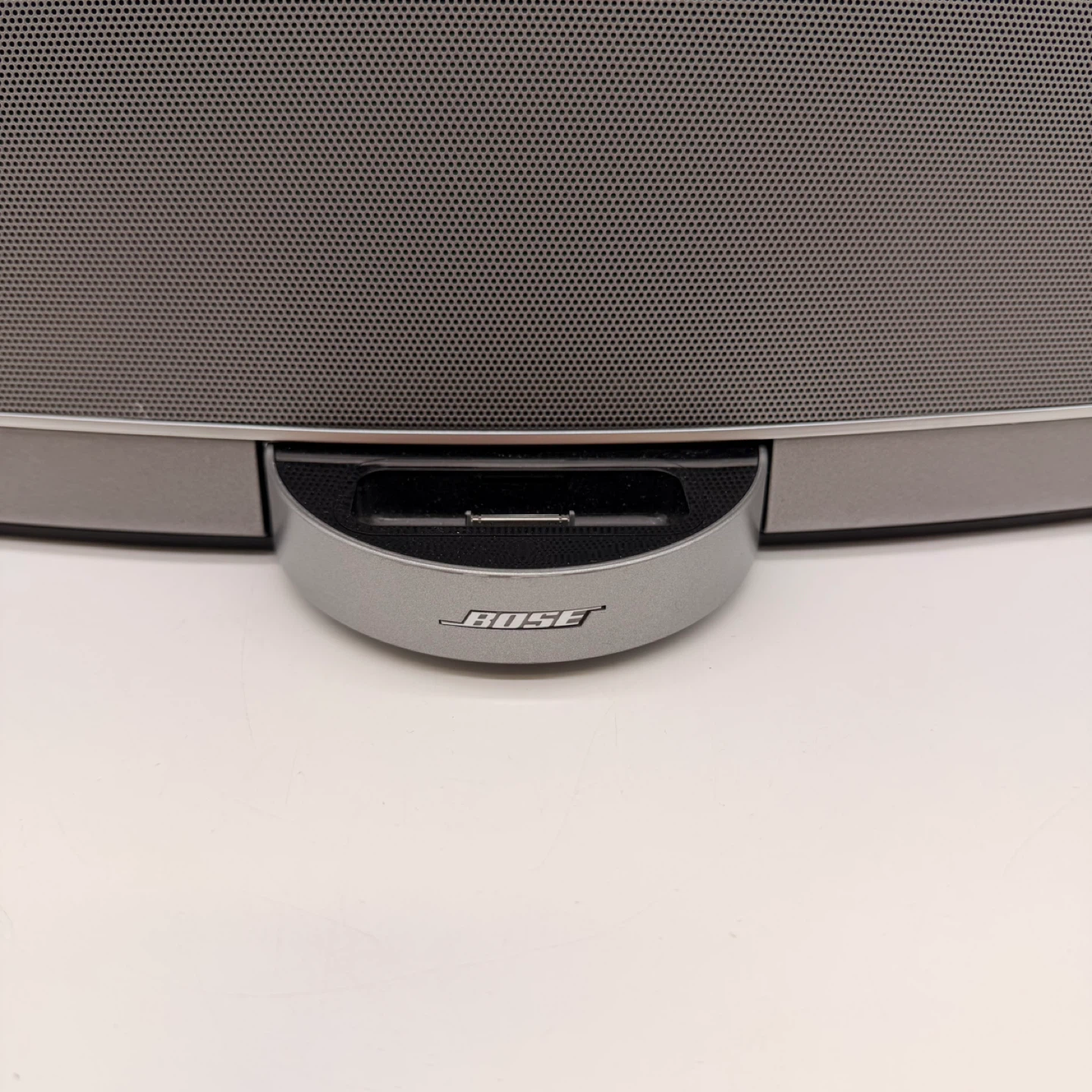 Bose SoundDock Portable Digital Music System - photo 2