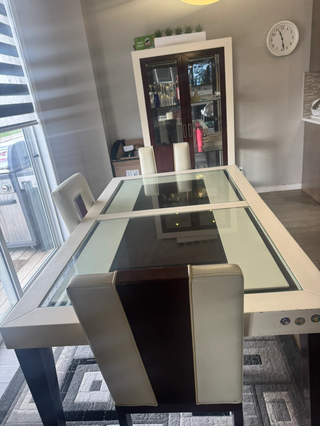 Matching glass shelf with light and dinning set - photo 2