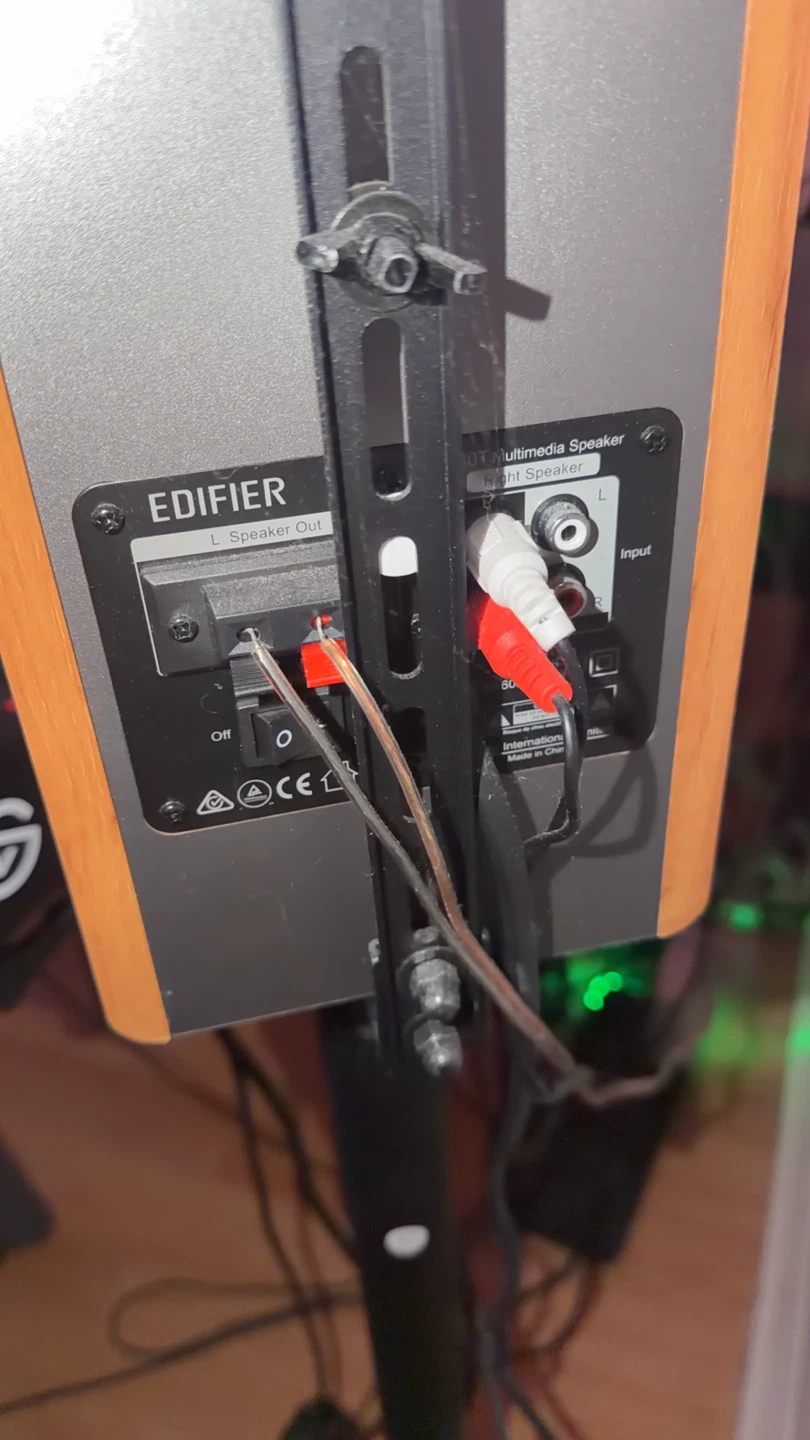Edifier R1280T Powered Bookshelf Speakers (Pair) - photo 3