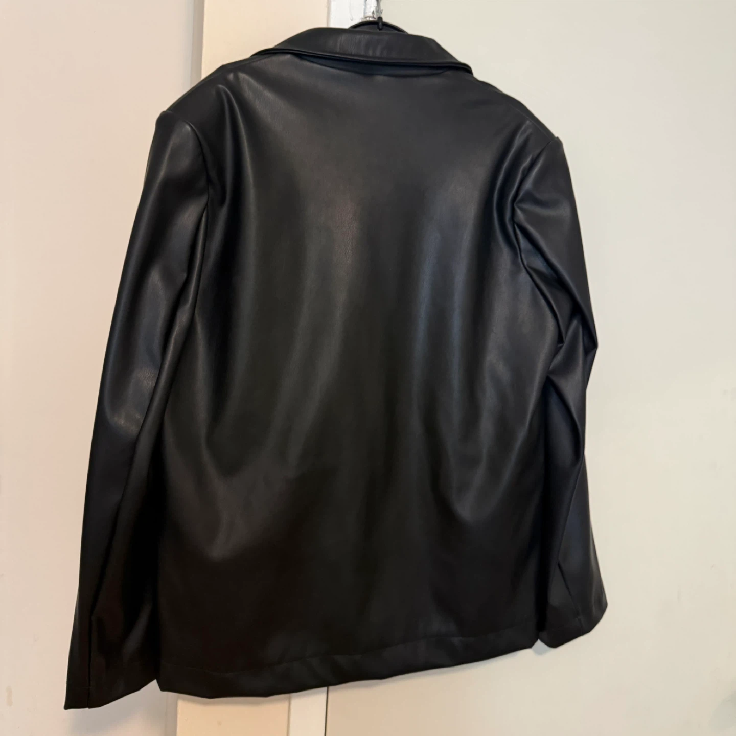 Black Faux Leather Blazer - Medium - photo 3