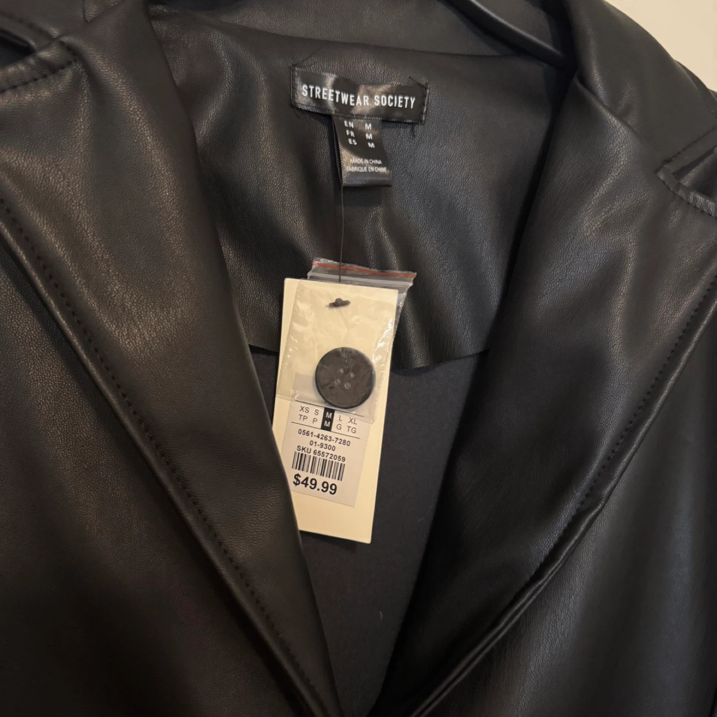 Black Faux Leather Blazer - Medium - photo 2
