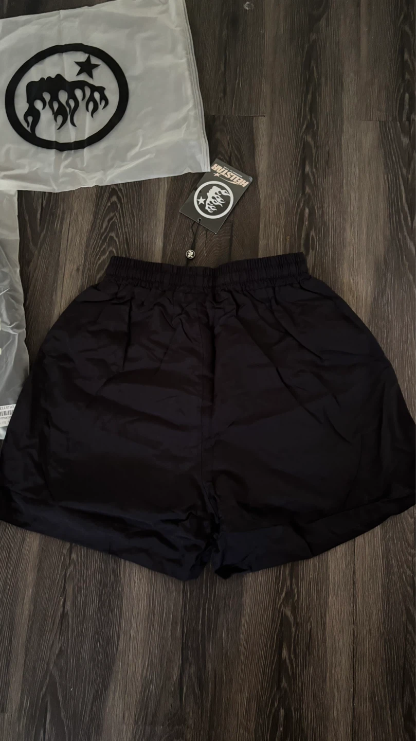 Hellstar Black windbreaker Shorts - photo 2
