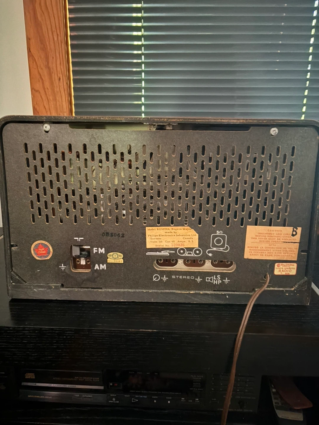 Vintage Rogers Majestic Tube radio - photo 2