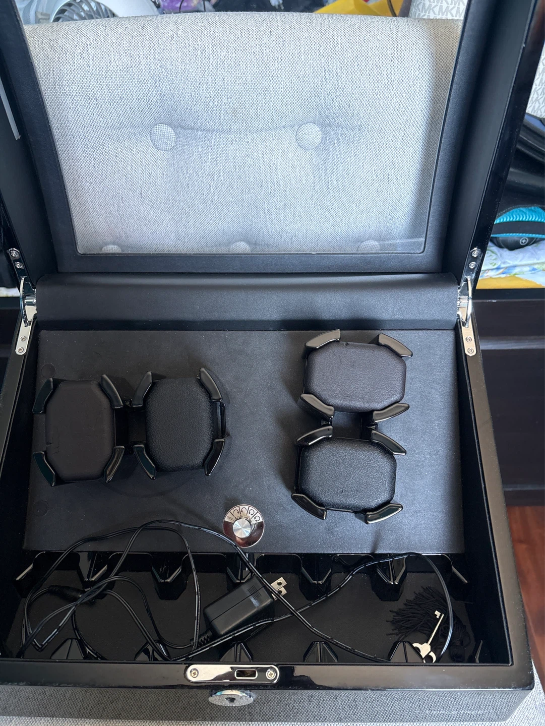 Triple Tree Watch Winder Box for 4 Watches - photo 2
