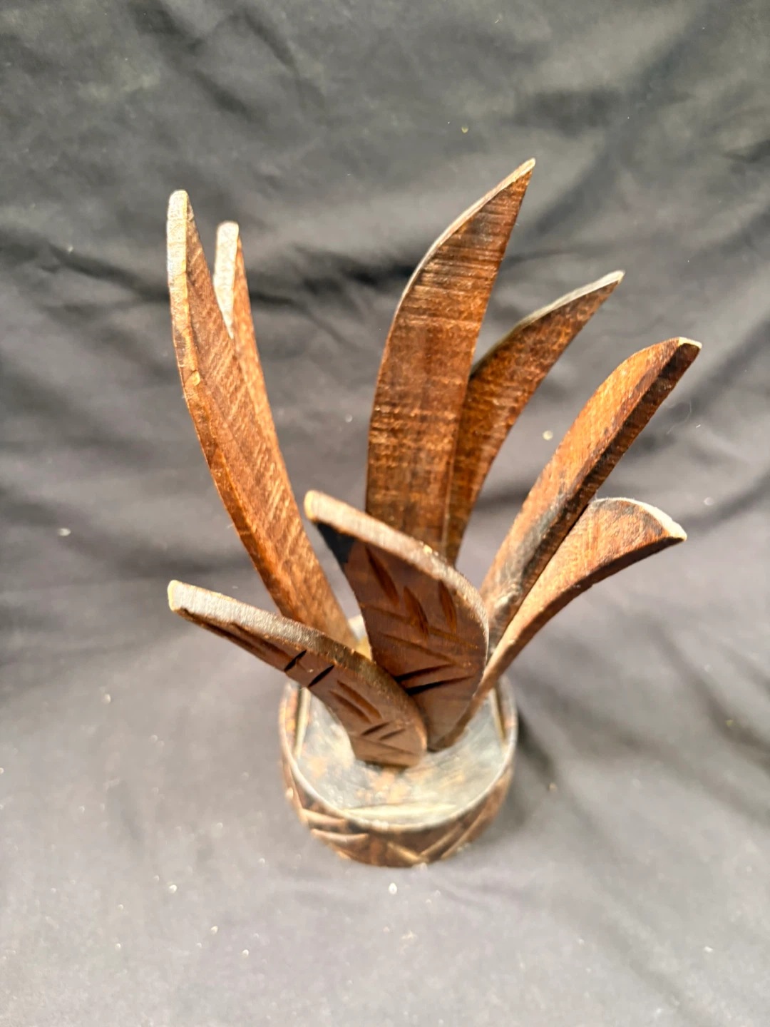 Vintage Wooden Leaf Napkin Holder - photo 3