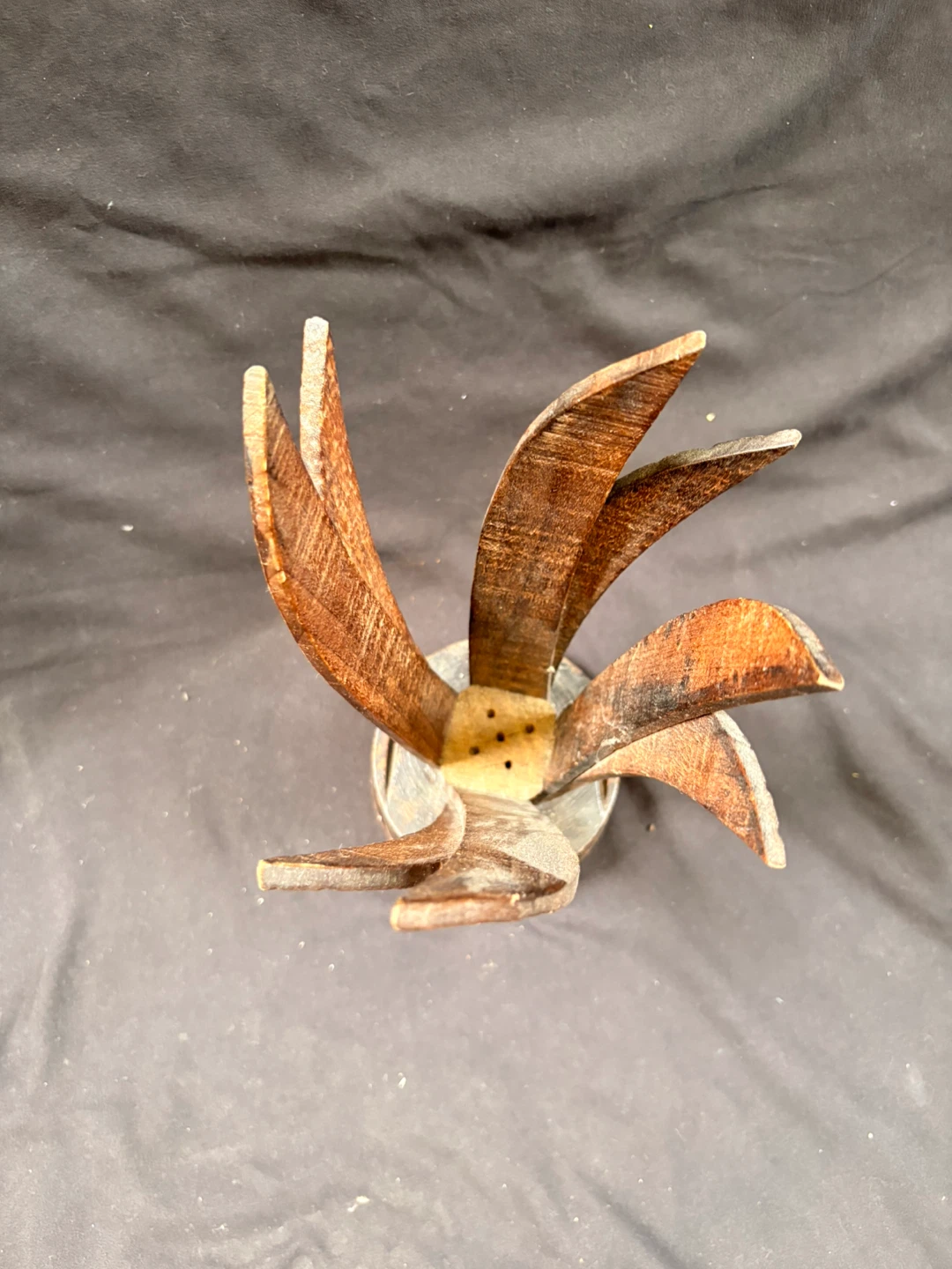 Vintage Wooden Leaf Napkin Holder - photo 4