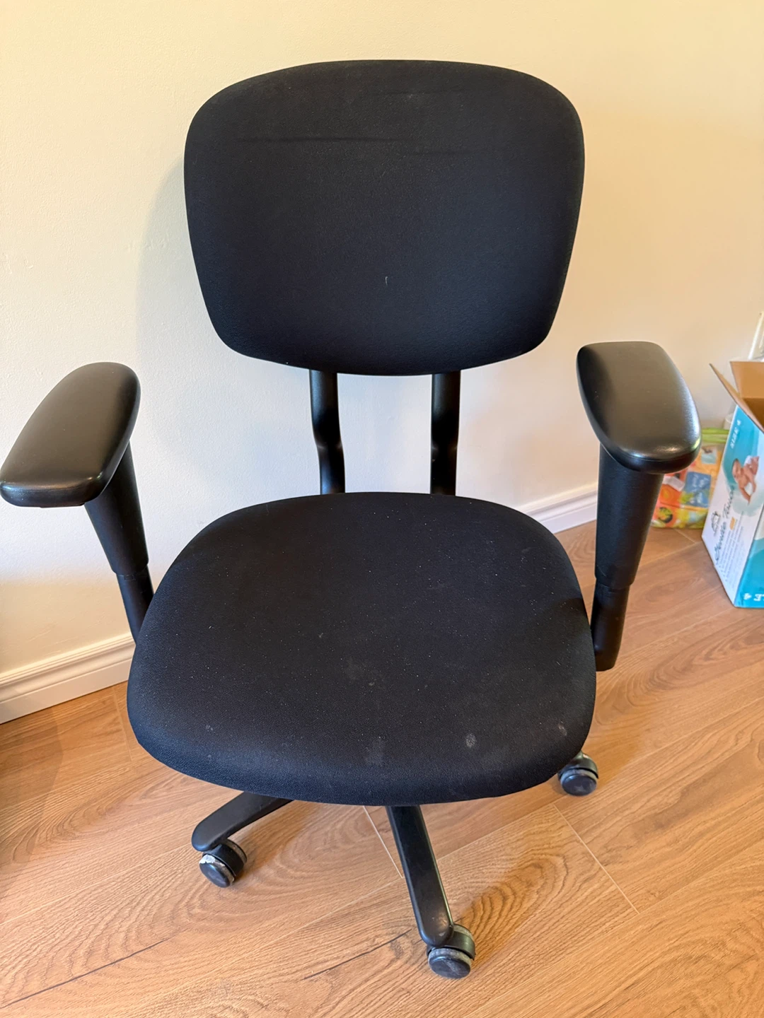 Black Office Chair - photo 2