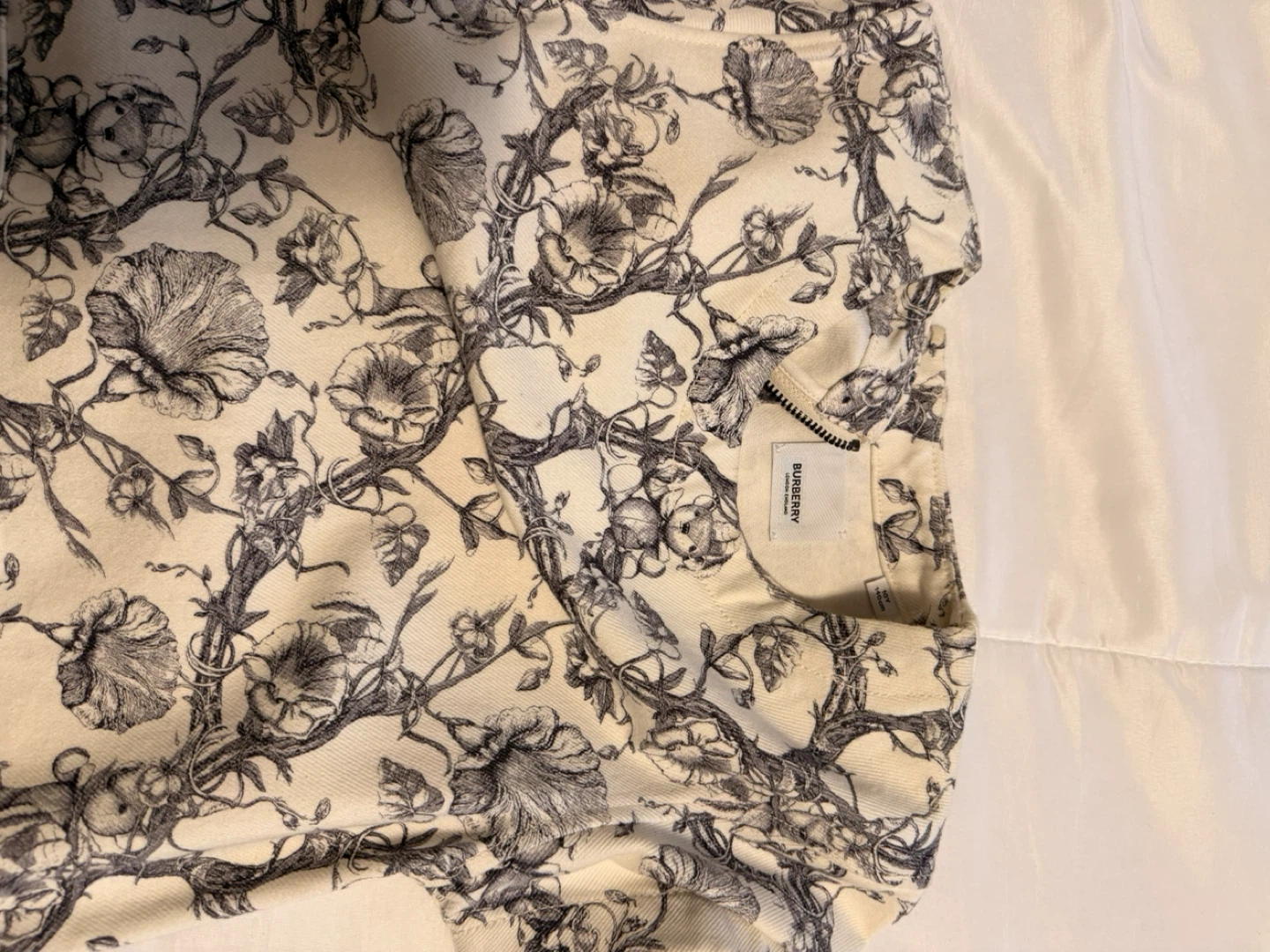 Burberry Floral Print Short-Sleeve Dress