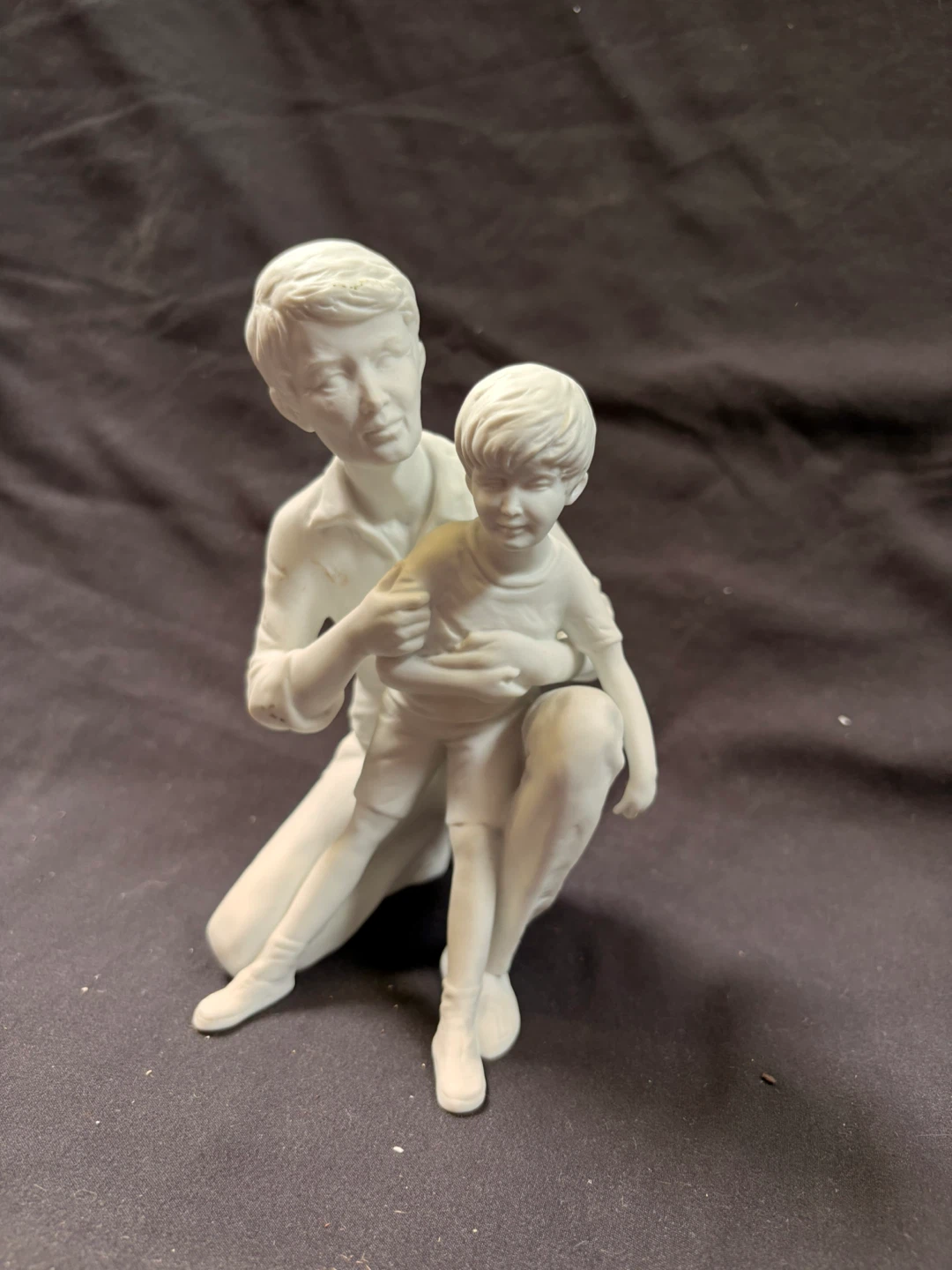 Vintage Porcelain Figurine - father and Son - photo 2