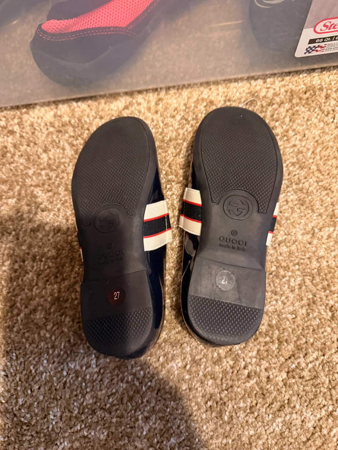 Gucci Navy Patent Leather Ballet Flats - Size 27 - photo 3