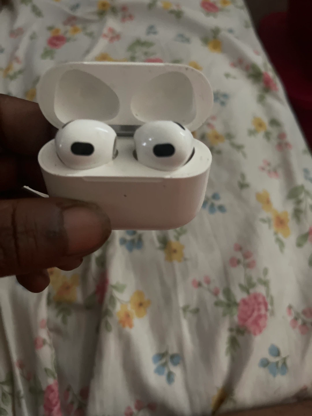 Apple AirPods 3rd Gen with Charging Case