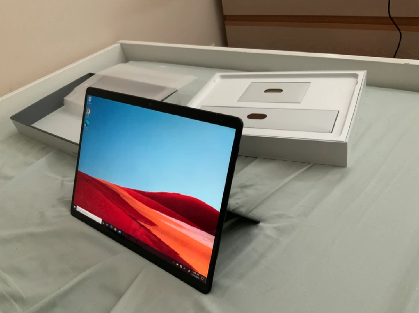 Microsoft Surface Pro X Tablet with 128GB Like new price to go
