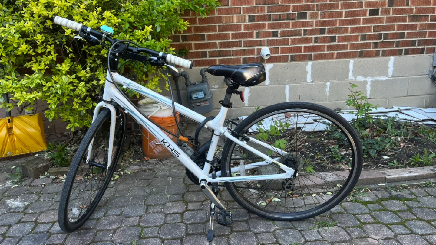 KHS Bike 7 speeds + free locks - photo 2