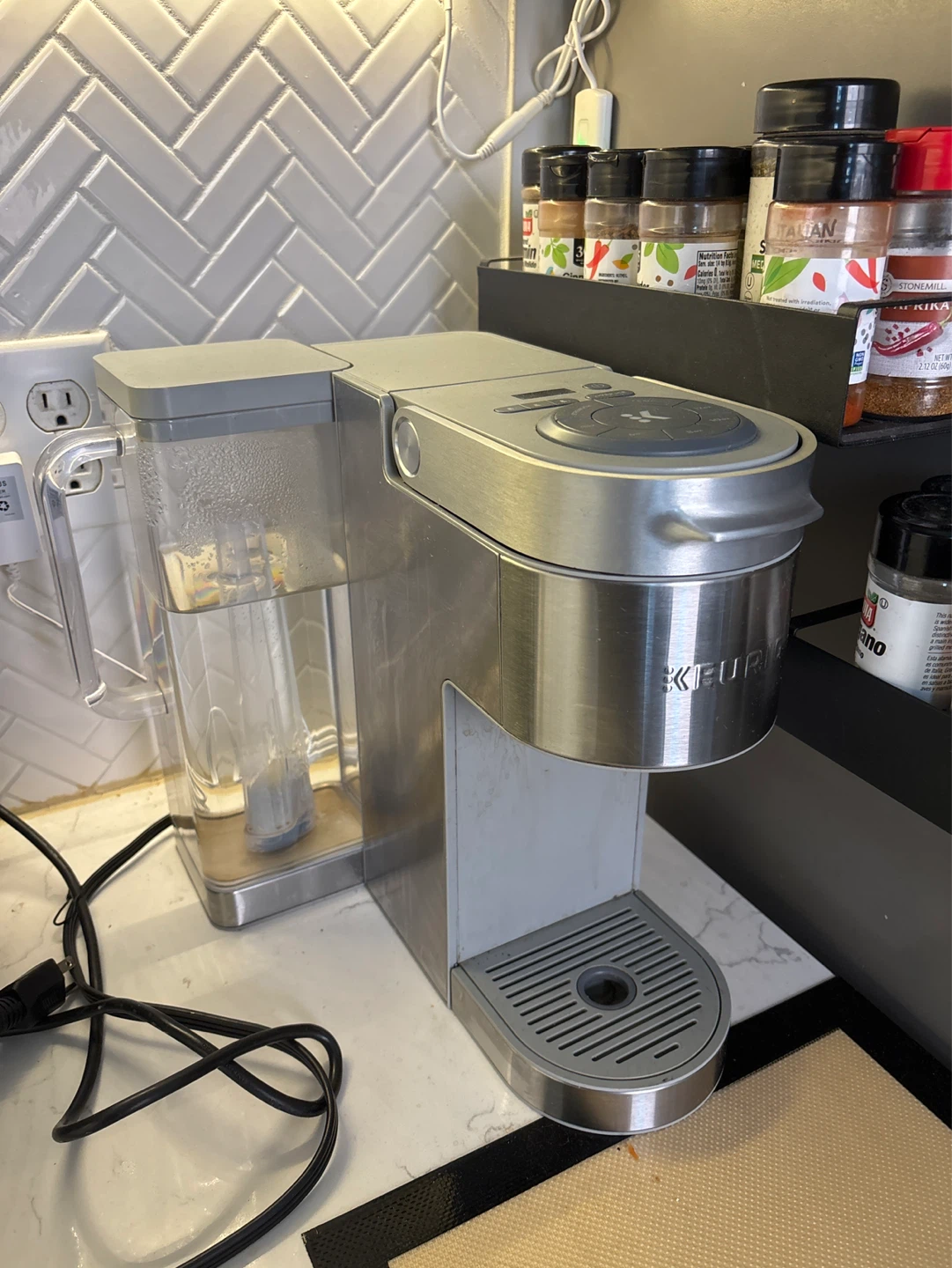 Keurig Single Serve Coffee Maker and K-Cups - Price Negotiable
