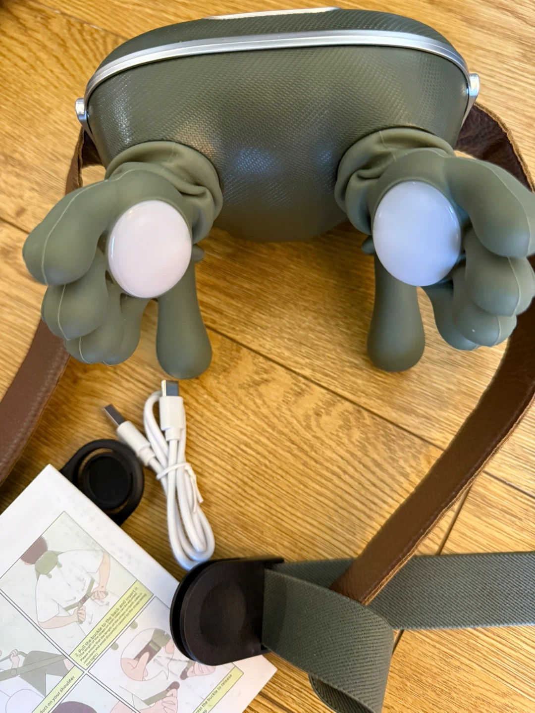 Shoulder and Neck shiatsu deep tissue Massager