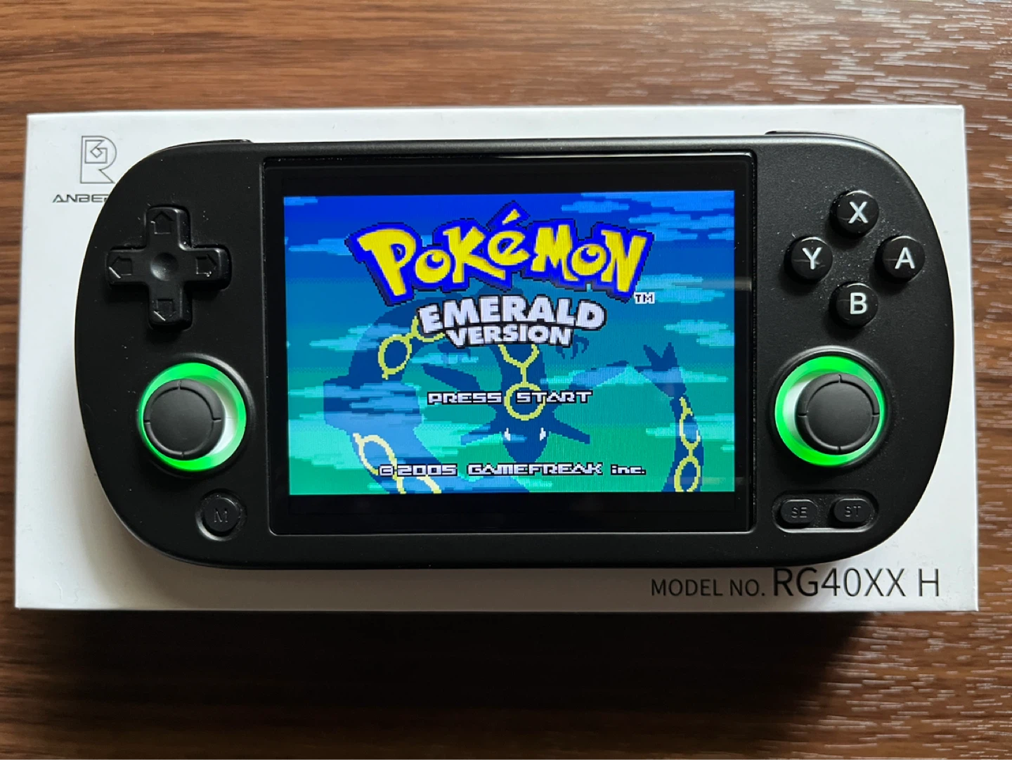 Anbernic RG40XX H Handheld Game Console - photo 2