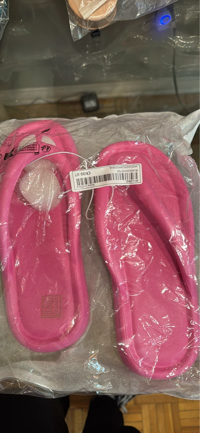 Pink Slides - Size 37