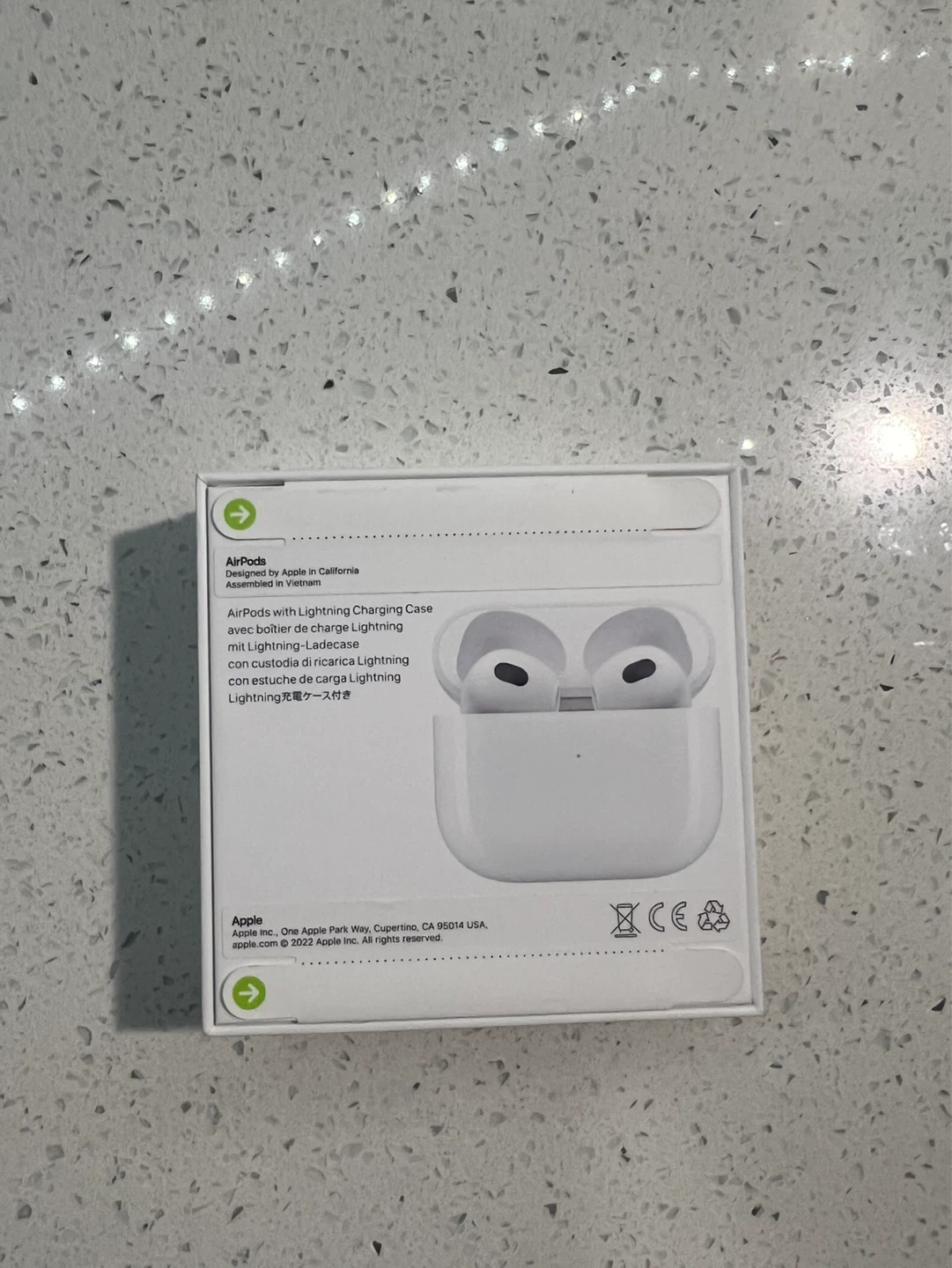 Apple AirPods (3rd generation) with Lightning Charging Case - photo 2