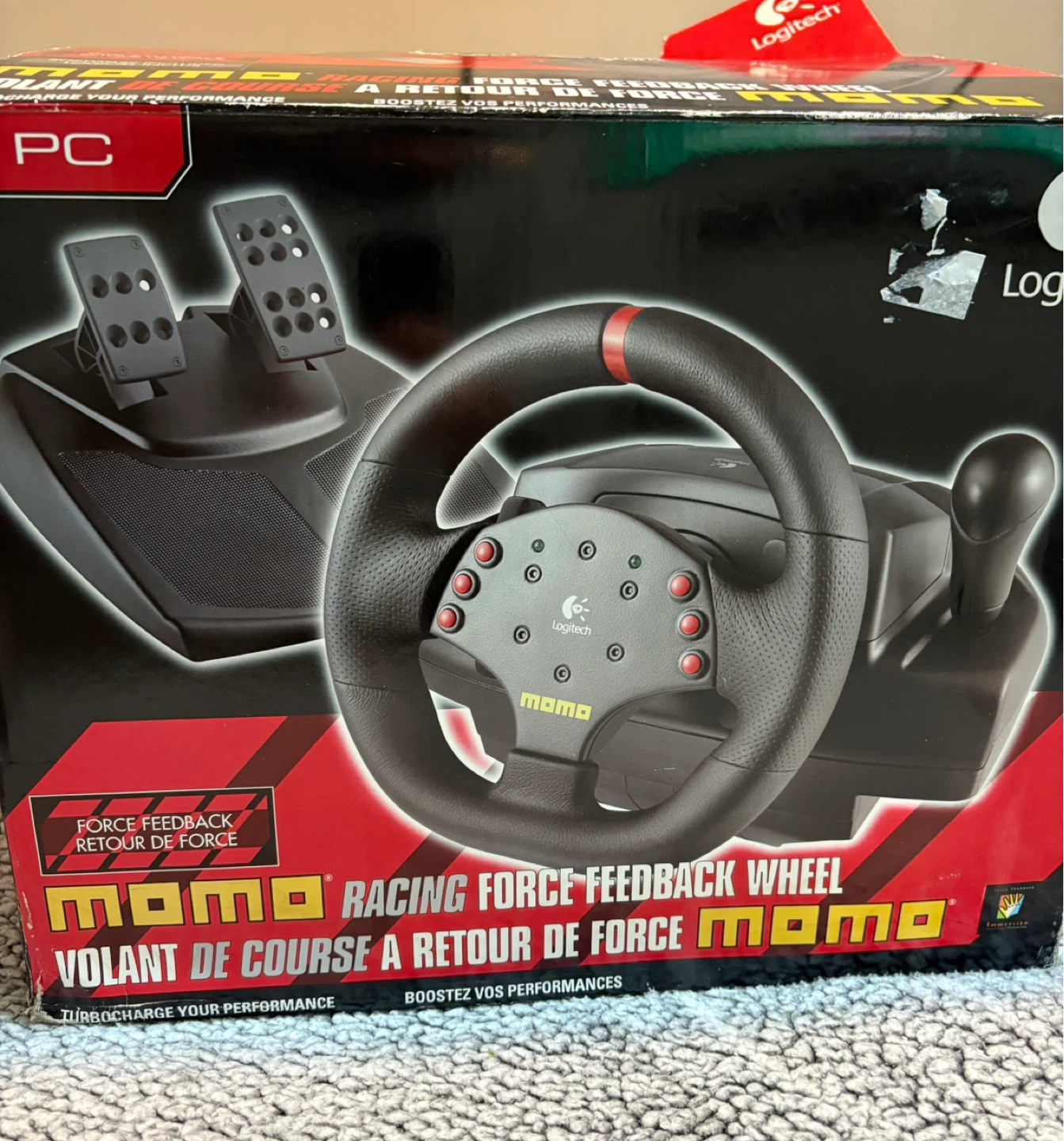 Logitech MOMO Racing Force Feedback Wheel