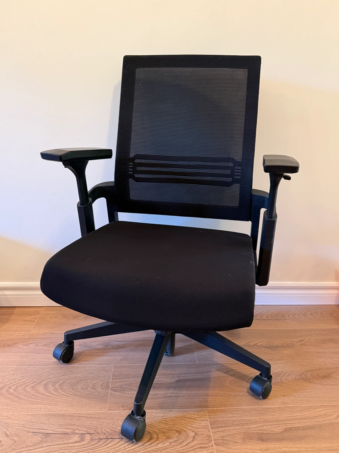 Black Mesh Office Chair