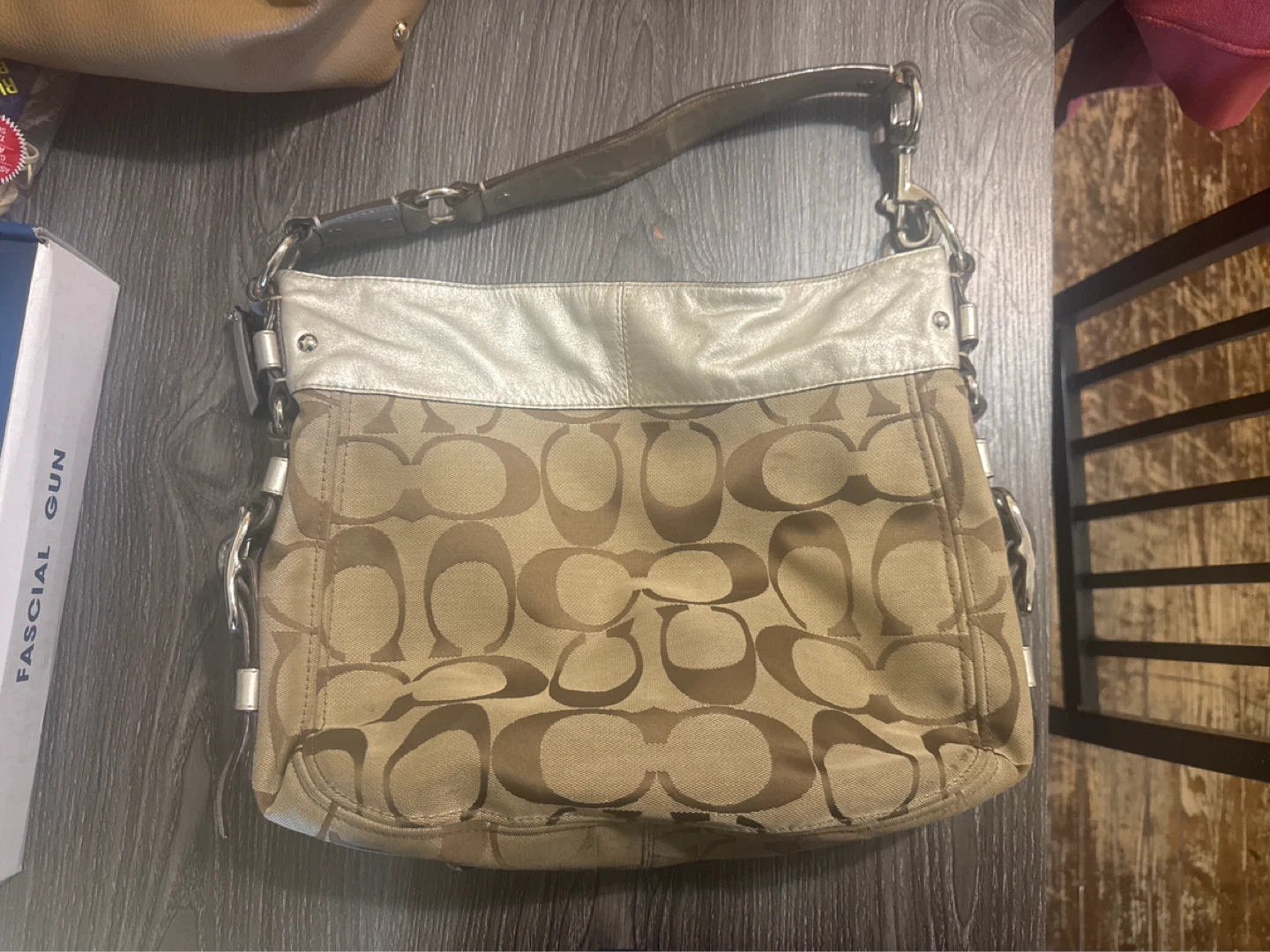Coach Signature Shoulder Bag - photo 2