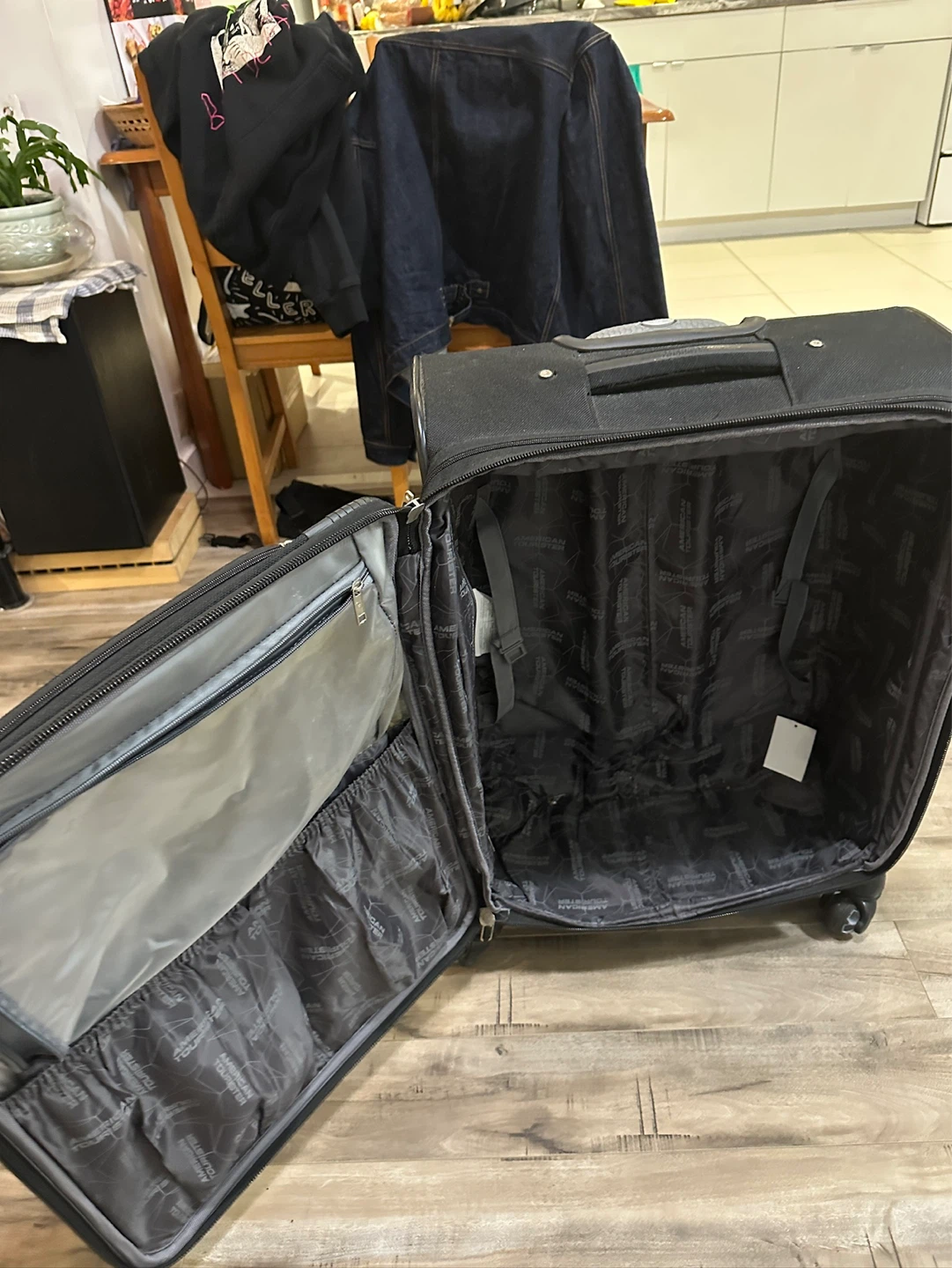 Large Luggage Bag - photo 3