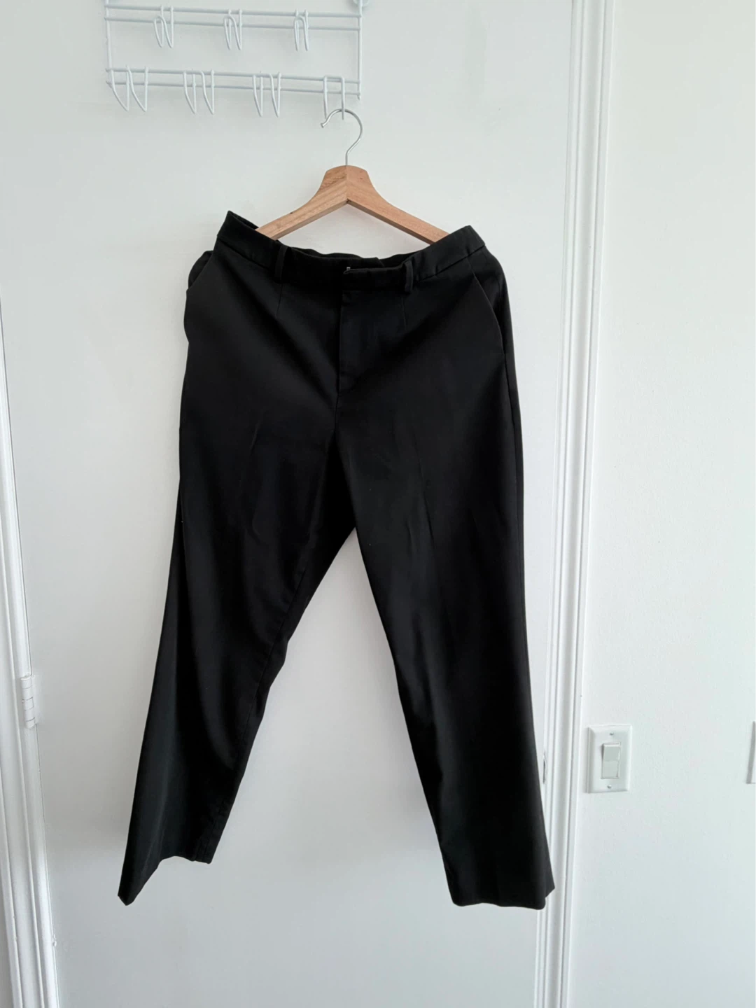 UNIQLO Woman Black Pants (M size)