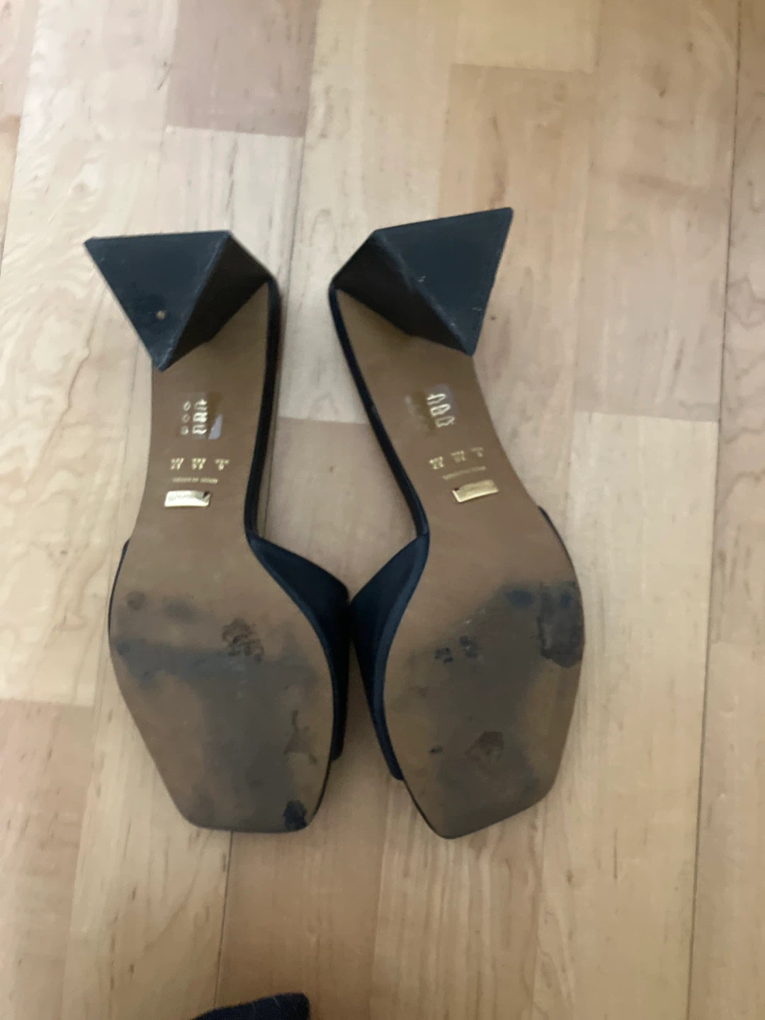L'Intervalle Black Leather Block Heel Mules - photo 4
