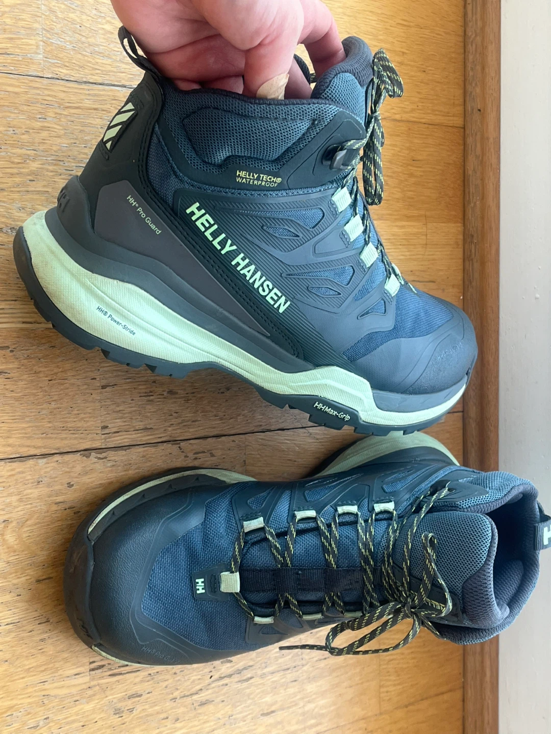 Helly Hansen Waterproof Hiking Boots 7.5
