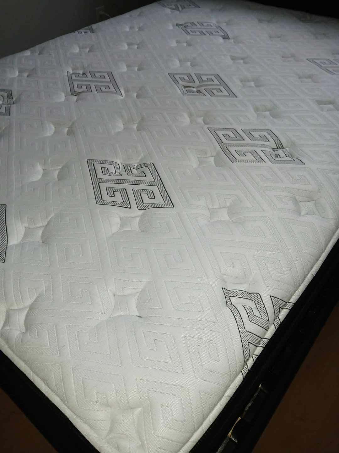 Mattress - Queen size - photo 4