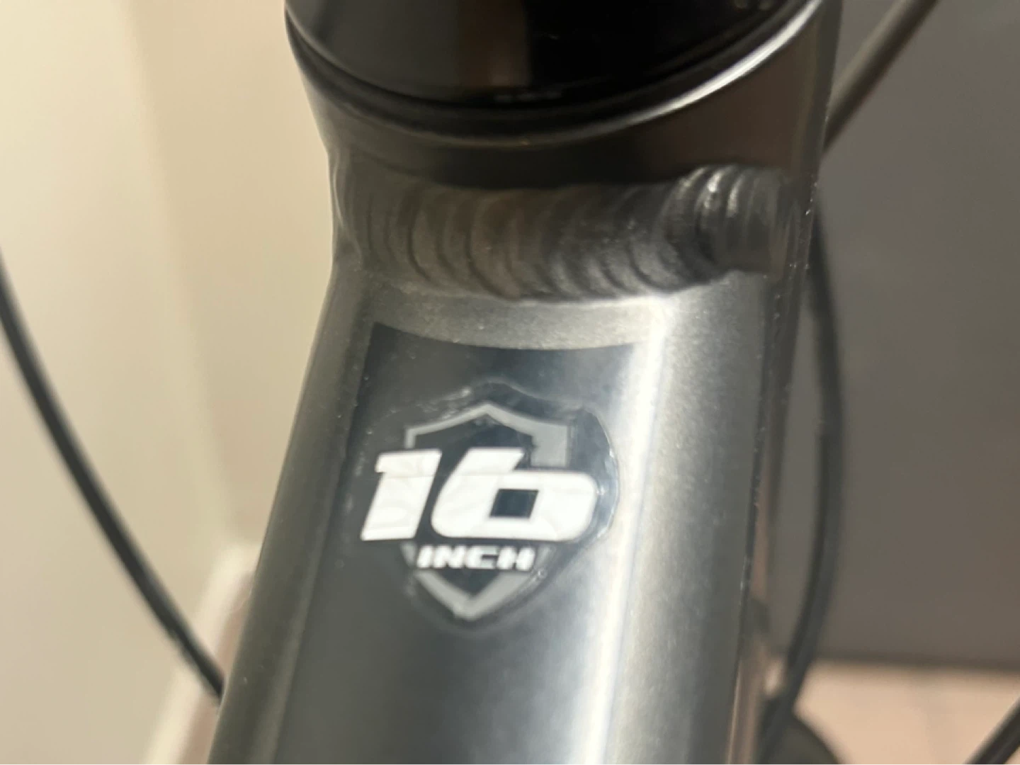 Giant 16 Inch Hybrid Bike - photo 2