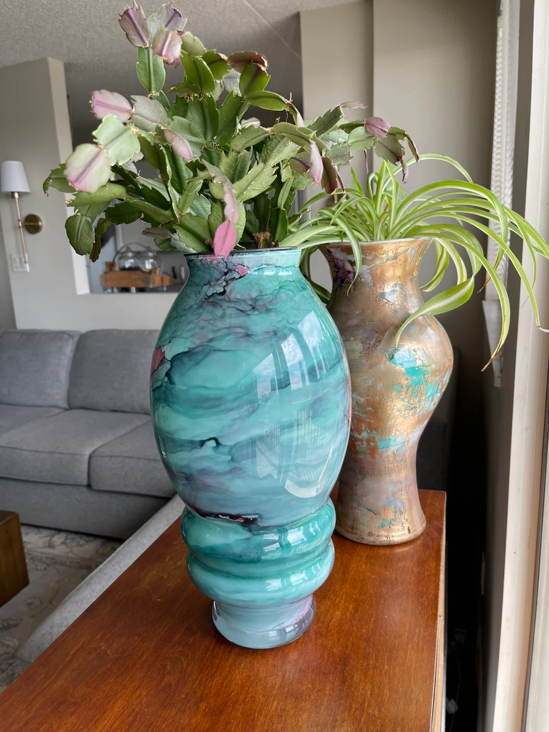 Decorative Vases with beautiful hand painted Finish.
