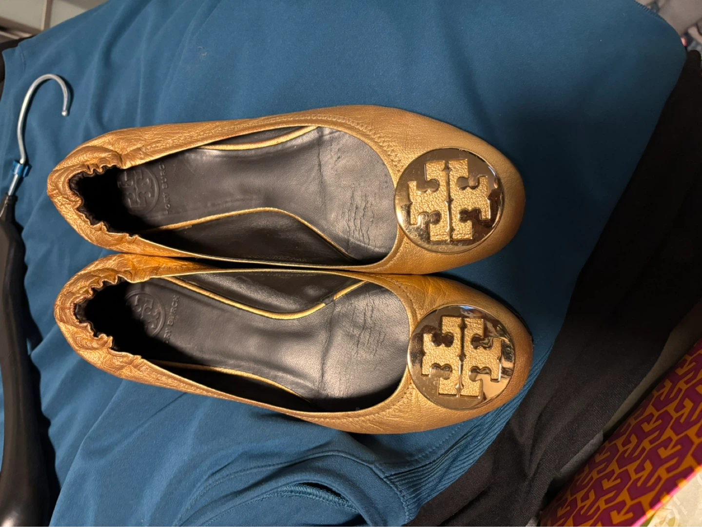 Tory Burch Women's  Flats - Distressed Leather - Gold - Size 9.5 - photo 4