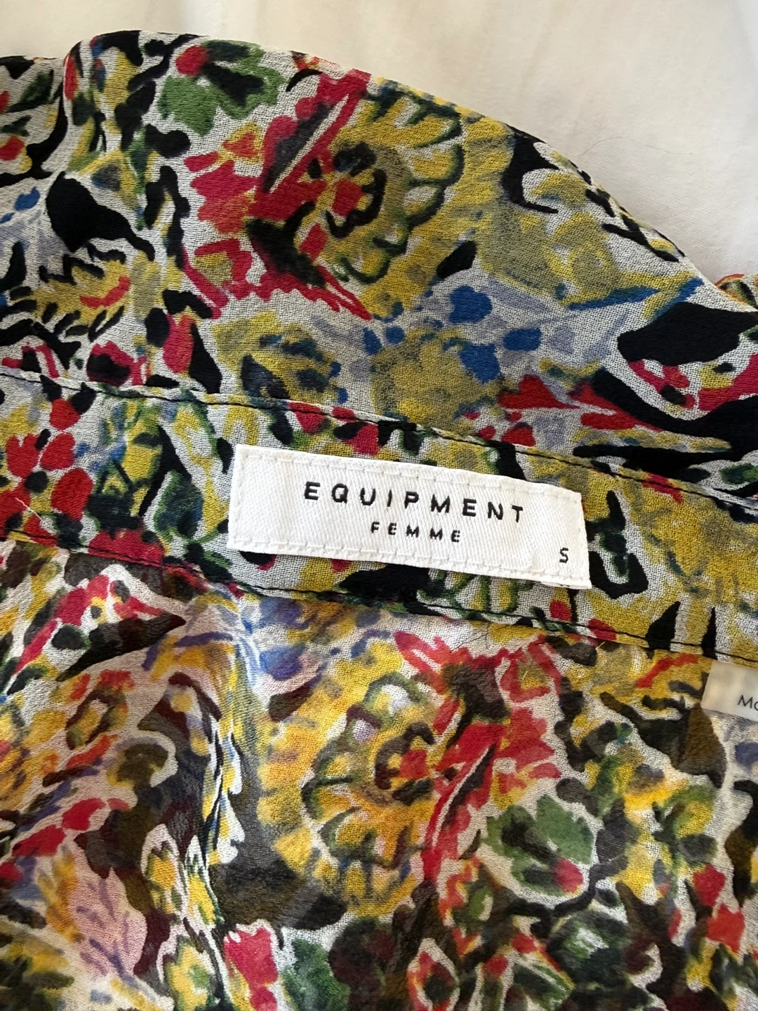 Equipment Femme Floral Silk Button-Up Shirt Size S