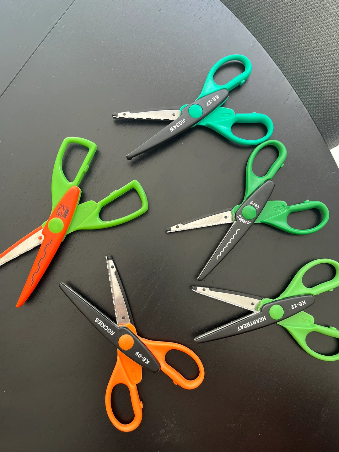 Kids Craft Scissors Set with Rotating Stand - photo 5