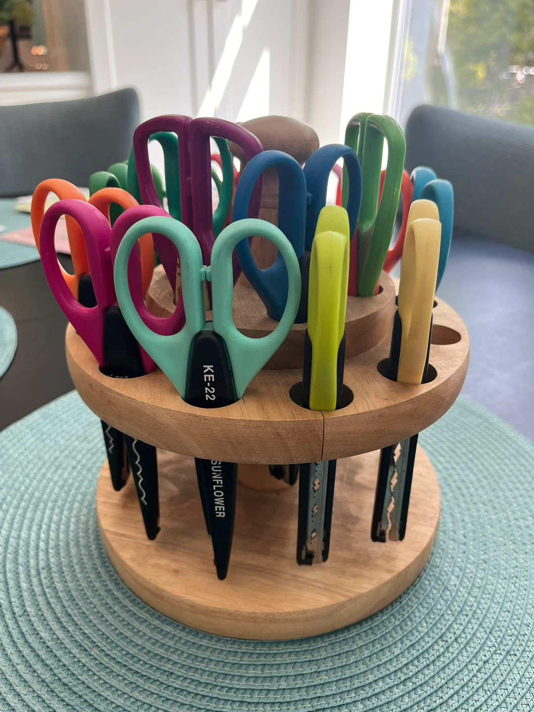 Kids Craft Scissors Set with Rotating Stand - photo 4