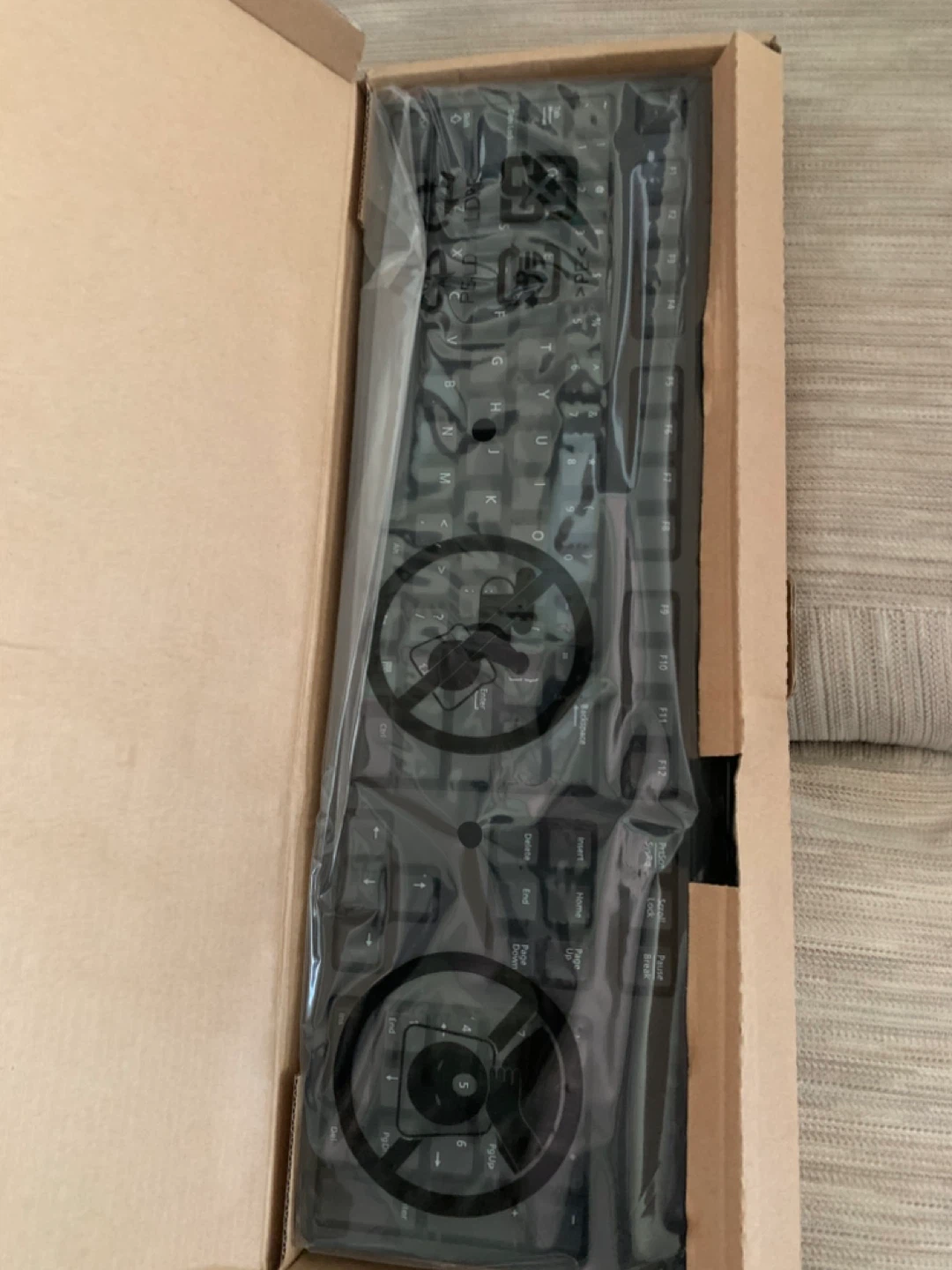 Brand new Dell Keyboard KB212-B