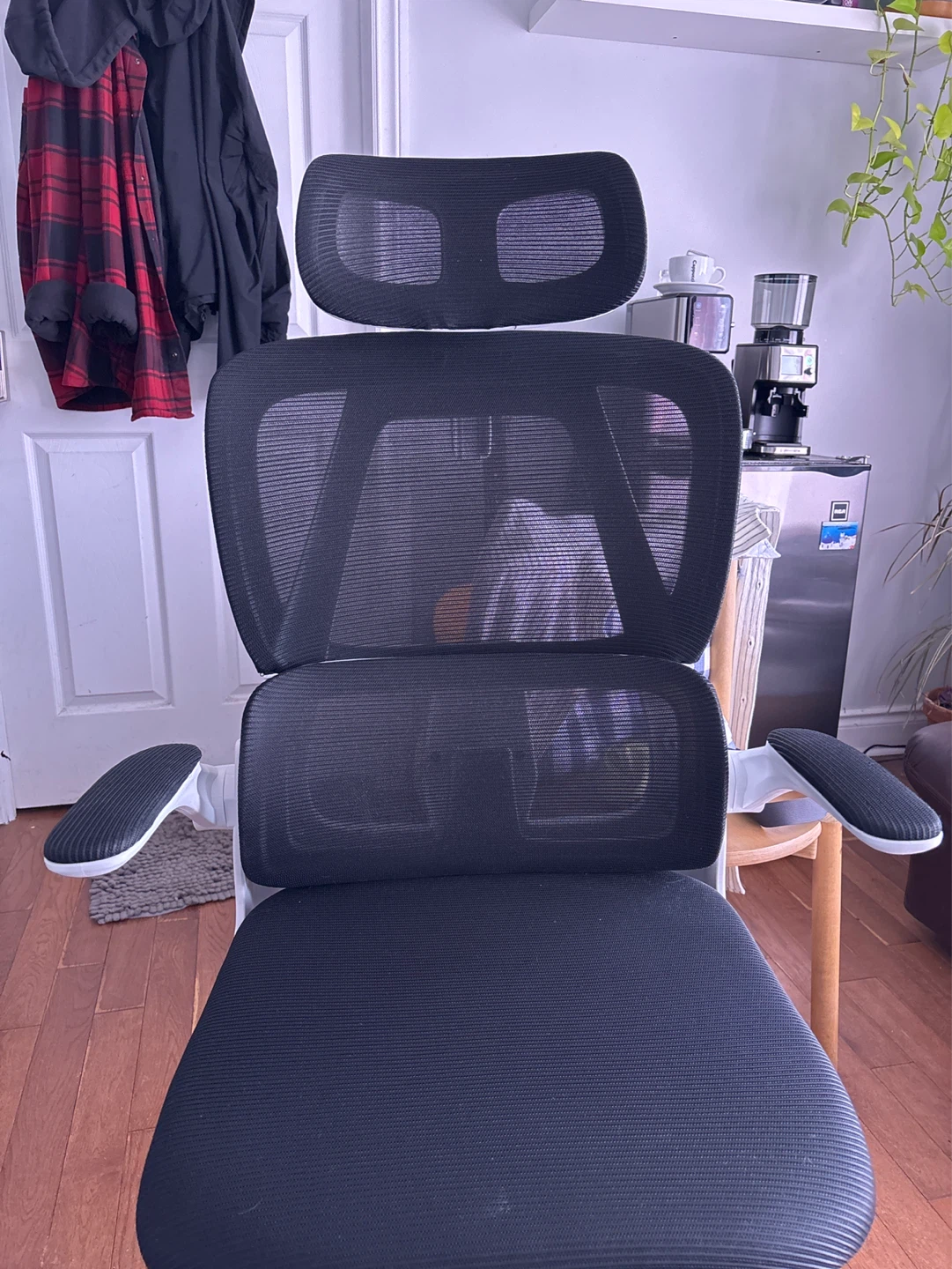 Ergonomic Mesh Office Chair with Headrest - photo 2
