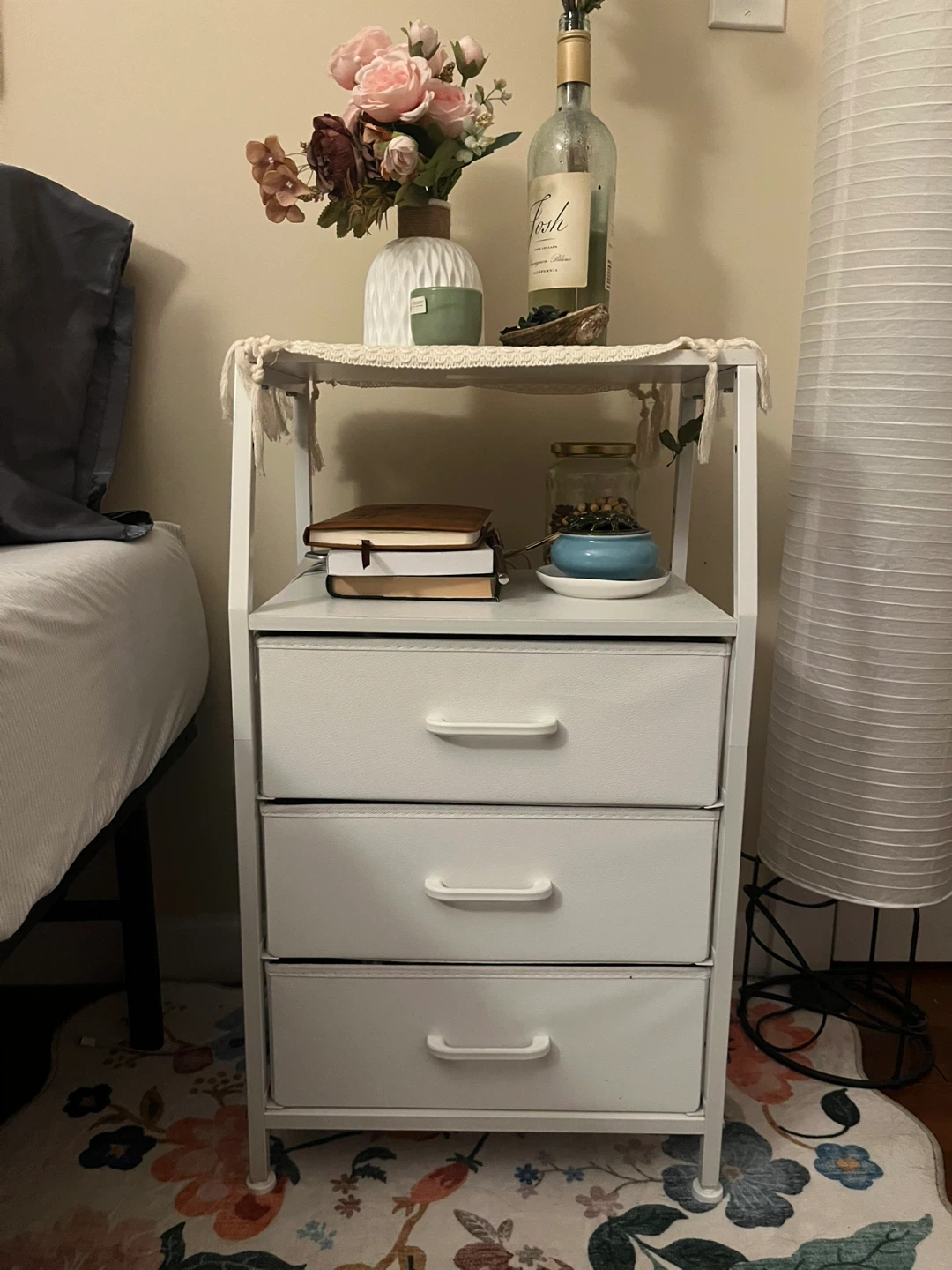 White 3-Drawer Nightstand