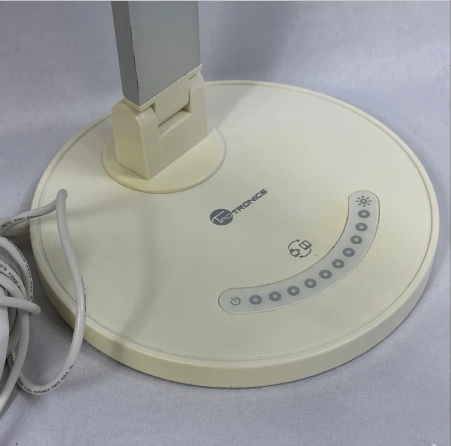 TaoTronics TT-DL13 LED Desk Eye-caring Table Lamps - photo 4