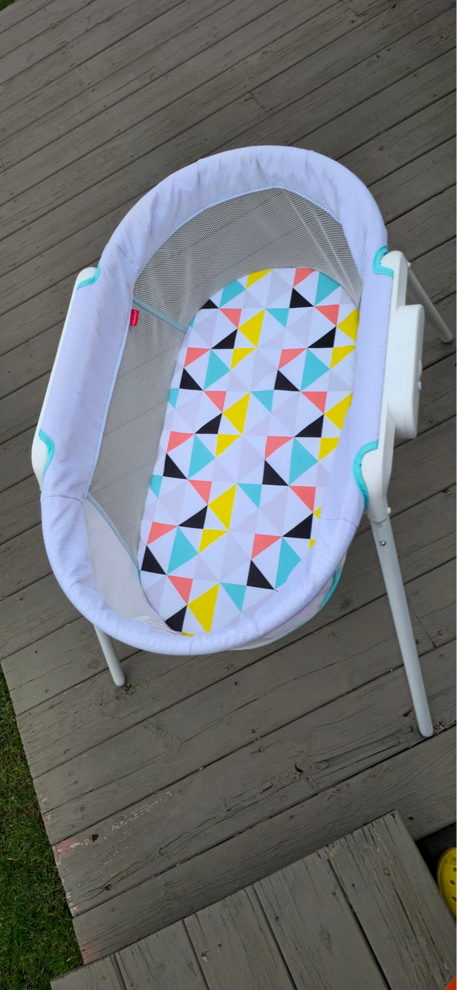 Fisher-Price Bassinet - photo 3