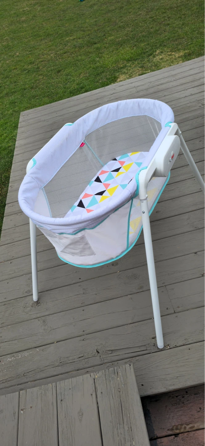 Fisher-Price Bassinet - photo 2