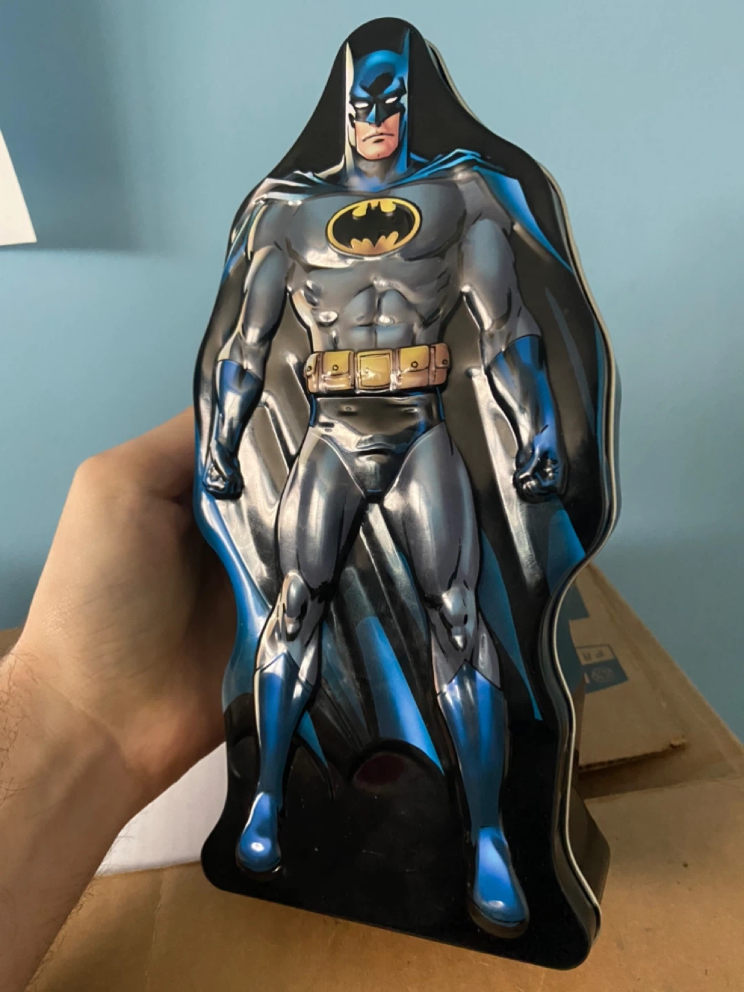 Batman Shaped Tin approx 9 1/2” tall dc - photo 2