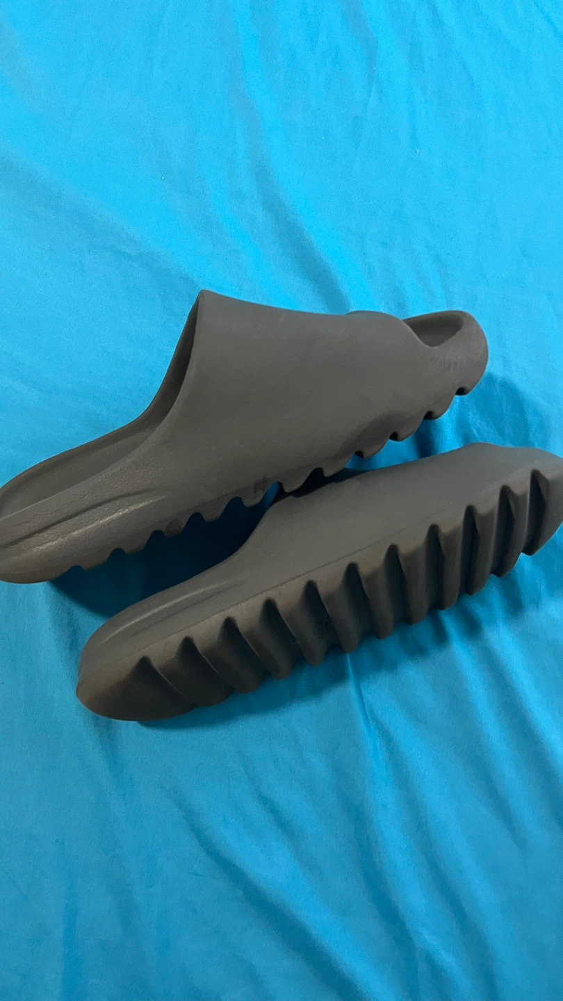 Real Yeezy slides size 10!  Negotiable - photo 2