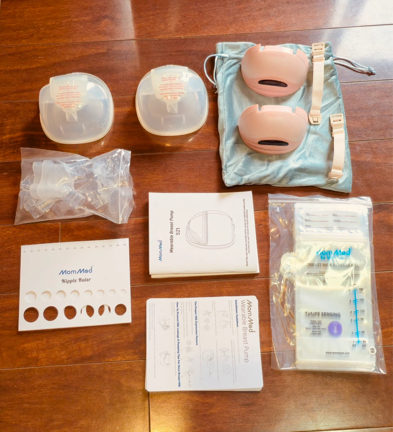 MomMed Wearable Pump and Evenflo manual pump - photo 3
