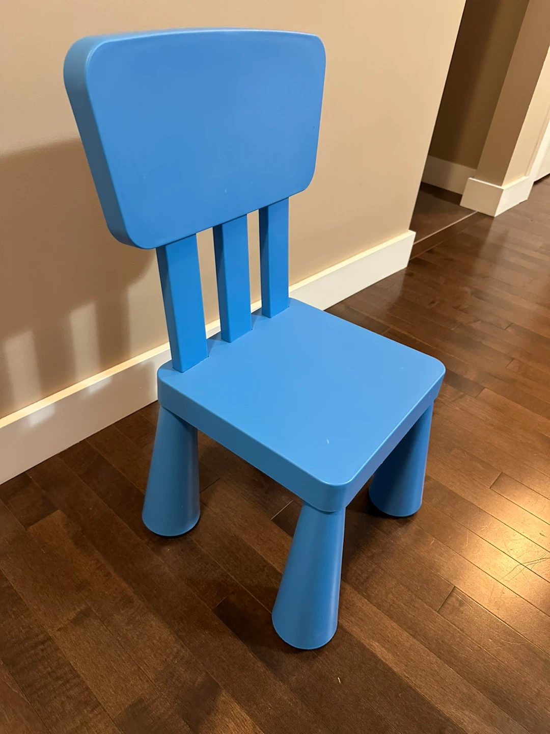 Mammut  IKEA Kids Chair