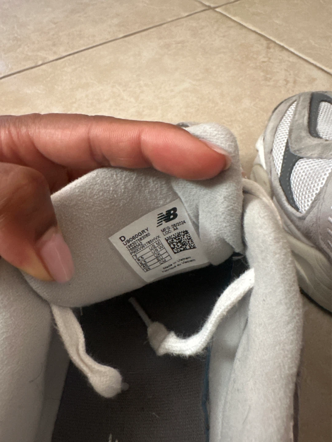 ‼️MUST GO-New Balance Sneakers 7men/8.5women - photo 3